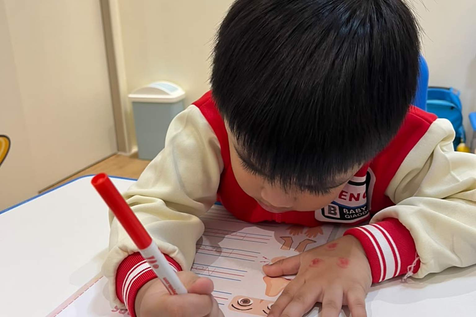 Is My Toddler Ready to Hold a Pencil? Simple Signs to Check at Home Is My Toddler Ready to Hold a Pencil? Simple Signs to Check at Home